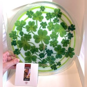 Peggy Karr 11" Shamrocks Plate ☘️